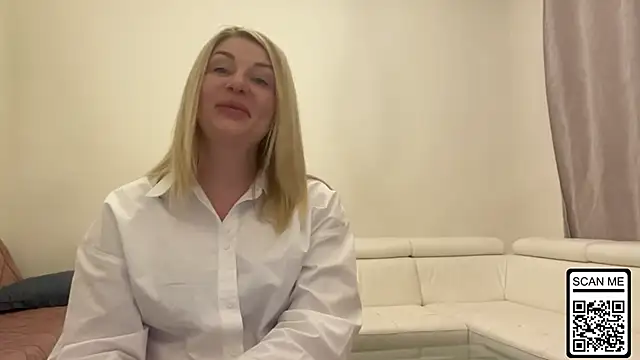 Blondie xoxoxo online show from May 12, 10:49 pm