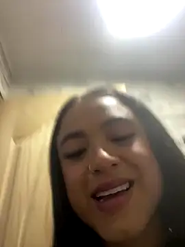 Evelinmiller9 online show from September 18, 1:04 am