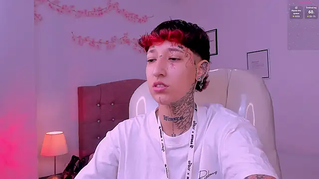 Luci Rose online show from May 18, 8:26 pm