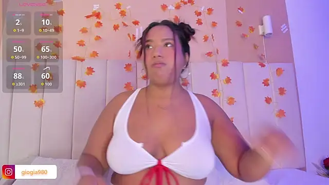 Giorgia 18 online show from October 2, 1:49 pm
