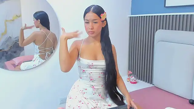 lily  star online show from February 13, 3:52 am