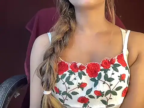 heartless Queen online show from October 12, 6:27 am