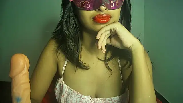 Minu Cam online show from May 23, 6:17 pm