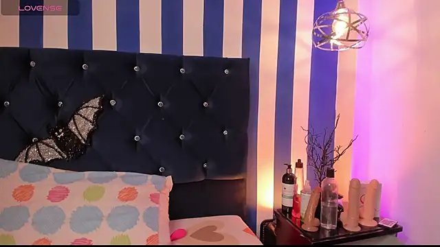 valeria rouse28 online show from October 14, 5:37 pm