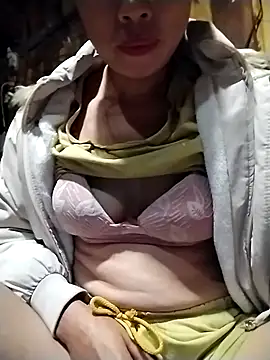MayLyy online show from September 27, 11:45 pm