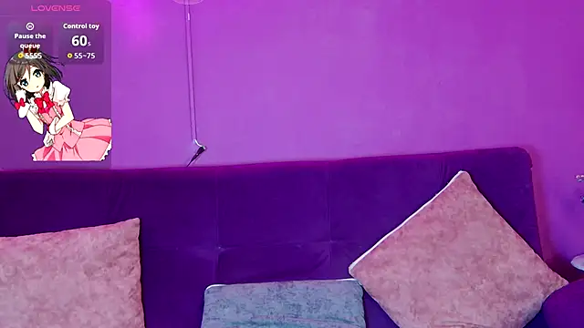 Maylu Fox online show from December 22, 3:04 pm