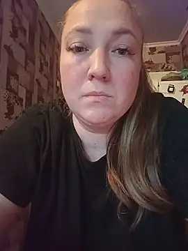 Kiss Eva online show from May 22, 4:38 pm