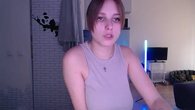 Leonaalove online show from April 1, 1:41 pm