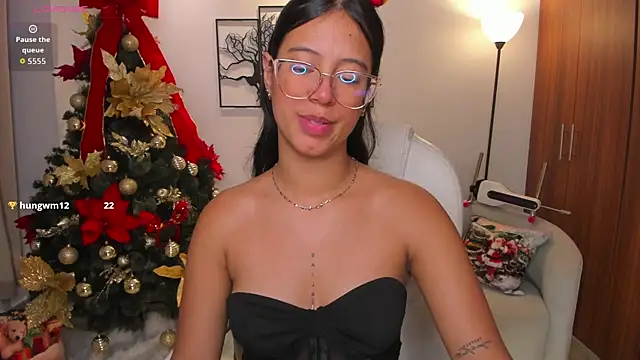 raven stonee online show from December 1, 3:43 am