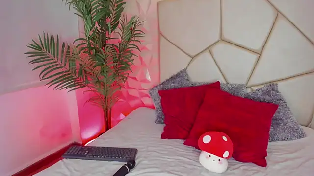 SASHASTRADA online show from November 8, 10:15 pm