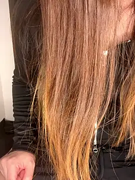 miko o0 online show from October 12, 2:30 pm