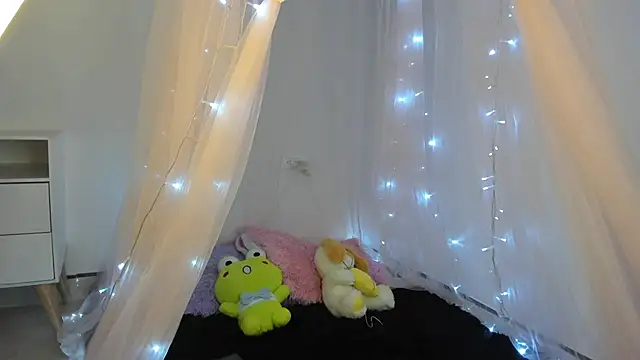 lalau809 online show from October 29, 12:15 am