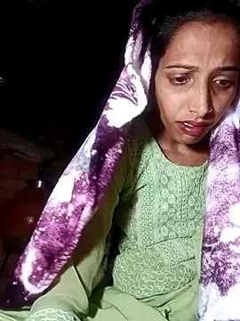 Pinki thakur 1 online show from April 3, 8:40 pm