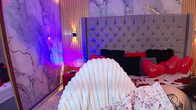 Suxan White  online show from February 14, 12:40 pm