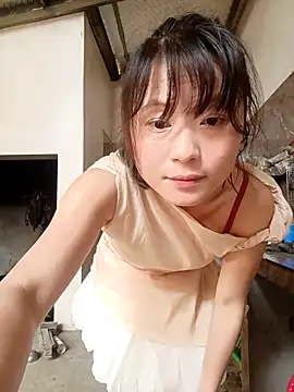 linda bae00 online show from May 4, 1:20 am