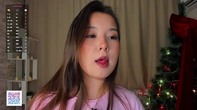 AlberthaEscue online show from December 21, 4:39 am