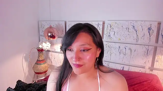 Skye bluee  online show from October 5, 4:28 am