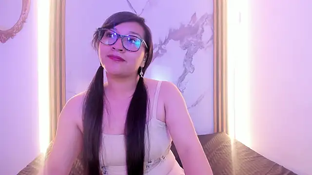 Skye bluee  online show from September 16, 3:03 am