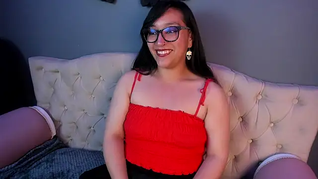 Skye bluee  online show from September 30, 3:23 am