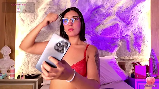 danna dusky online show from December 17, 10:19 am