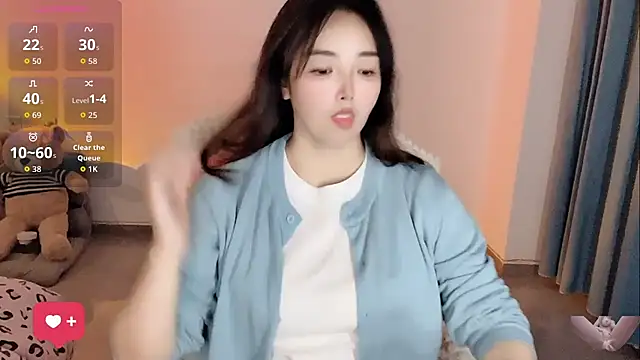 Xiali-166 online show from April 9, 11:15 am