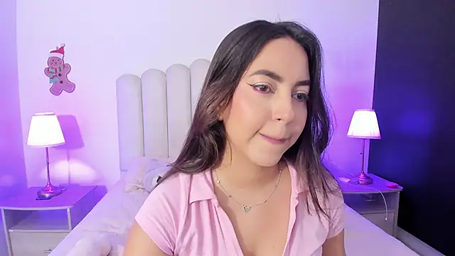 SofieBunnie online show from May 22, 11:03 pm