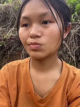 milo bae online show from March 29, 9:19 am