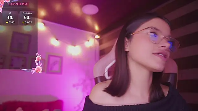 Lana Dreams  online show from January 6, 11:52 pm