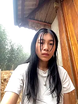 EmLy02 online show from November 18, 2:01 am