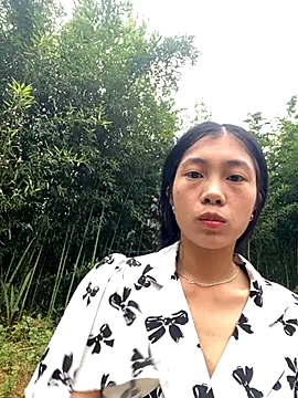 EmLy02 online show from October 19, 11:51 pm