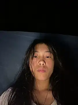 EmLy02 online show from October 9, 1:37 pm