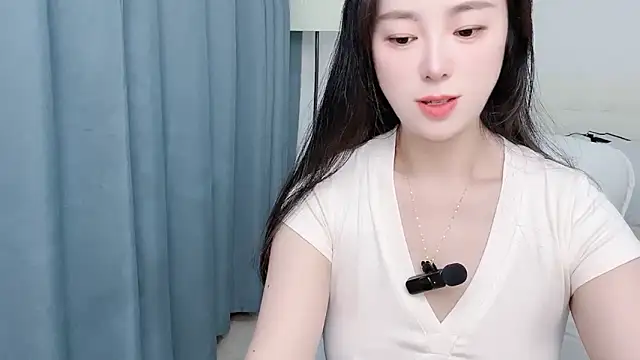 1cyseason online show from September 21, 7:40 am