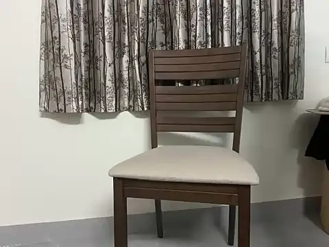 urn girl online show from March 26, 1:46 pm