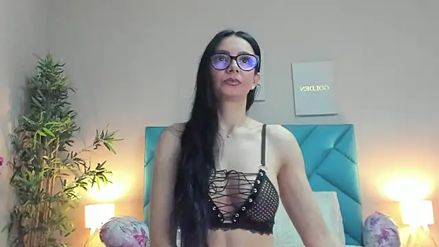 HaileyVice online show from November 12, 6:22 am