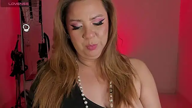 Pattymilf ofc online show from May 15, 11:18 pm