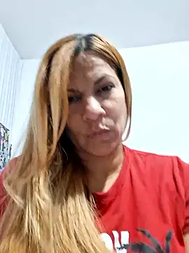 saraferrer151 online show from January 9, 7:13 am