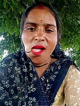 Snapshot of Mohini-xx chatting on September 18, 10:03 am Mohini-xx online show from September 18, 10:03 am