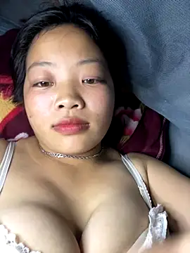 Lyrasss online show from October 19, 6:37 am