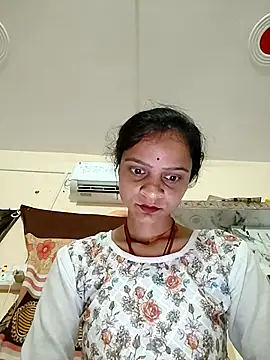 Sonam dhakad online show from April 3, 1:03 am