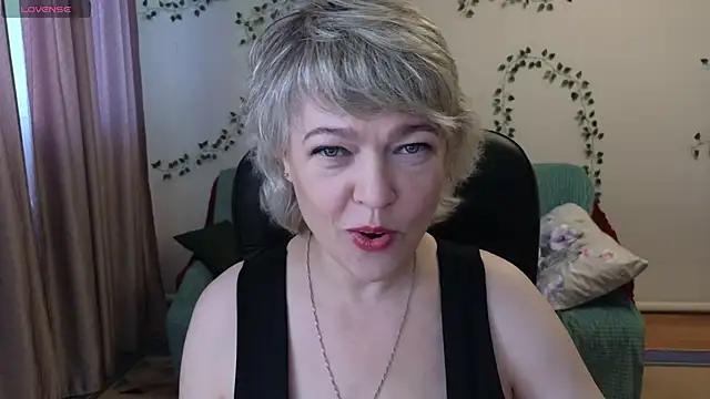 Rosette Pricky online show from May 28, 2:26 pm