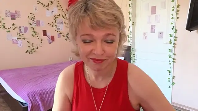 Rosette Pricky online show from May 21, 1:53 pm