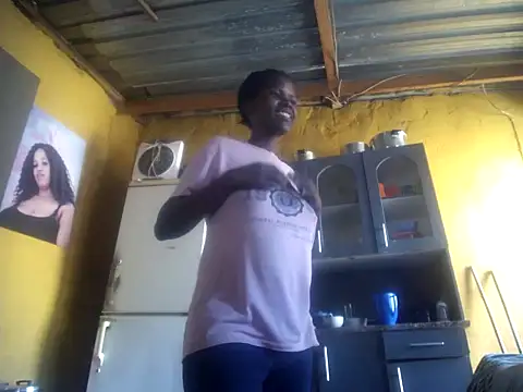 Caramelchick01 online show from November 19, 6:46 am