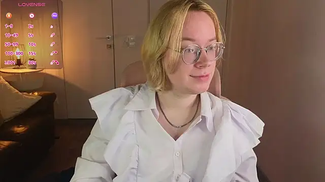 Amanda Butlerr online show from July 4, 2:02 pm