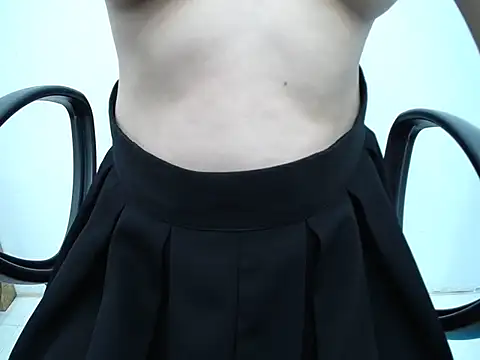  Lady- online show from May 4, 9:40 pm