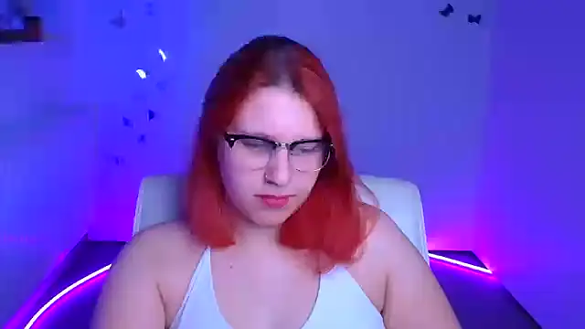 Snapshot of ScarletVixen_ chatting on September 21, 6:28 pm ScarletVixen online show from September 21, 6:28 pm