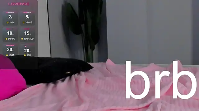 CloveDia online show from October 23, 7:47 am