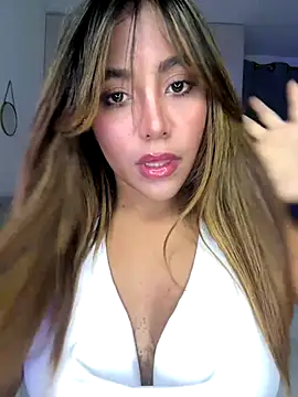 Snapshot of MegannHills chatting on September 9, 11:59 pm MegannHills online show from September 9, 11:59 pm