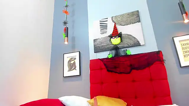 Dianita bitch online show from October 17, 1:25 pm