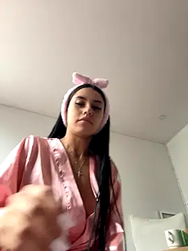 Victoria alson online show from November 3, 2:43 pm