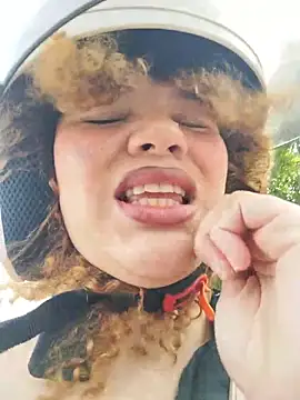 SirenRouge 69 online show from February 4, 8:23 pm